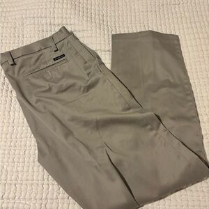 Dockers Men's Tan Dress Pants